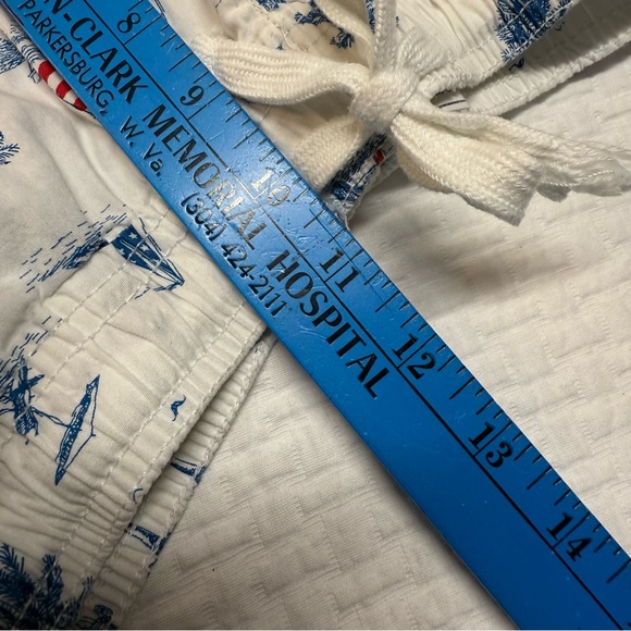 Free Planet Patriotic Print Men's Swim Trunks Size Medium - Picture 7 of 8